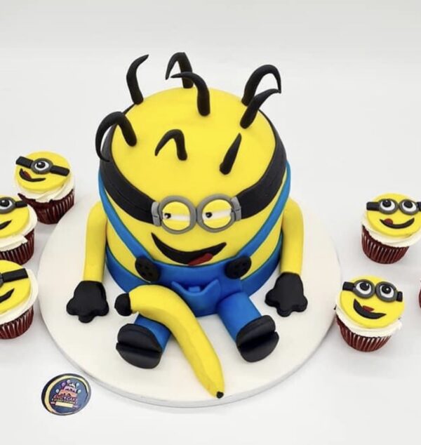 Minions birthday cake - Image 2