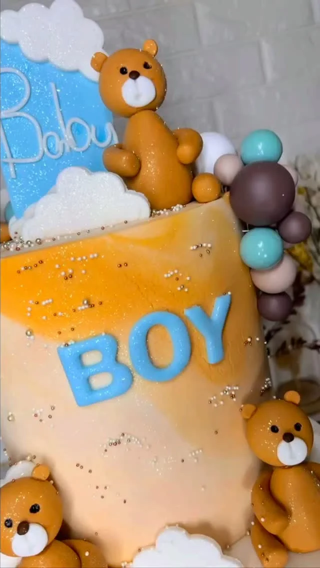 Make your celebration extra special with our cute and cuddly Teddy Bear 🧸 themed 🎂Perfect for baby showers, birthdays, and any event that calls for a touch of warmth and sweetness.#TeddyBearCake #SweetCelebrations #AdorableDesserts #EngCakeGourmet