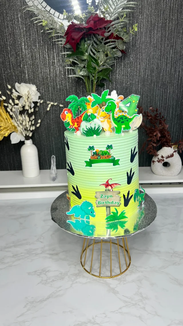 🥰Happy Birthday to you! 🎶 May your day be as bright and cheerful as a jingle-jangle tune l. Here’s to a year filled with sparkling moments, endless melodies of joy, and rhythm in every step. Let the music of life play loud today as you celebrate in style. Have a jingle-tastic birthday 🎂 🎁 🎈🎵