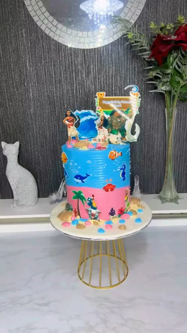 🌺🎉 Dive into adventure with our Moana-themed birthday cake! Perfect for making magical memories on your special day. 🐚🌊 Book yours now and let the celebrations begin! 🎂💃 #MoanaMagic #BirthdayBliss #CakeAdventure”